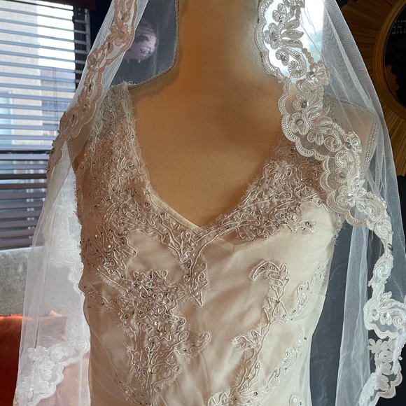 Vintage WEDDING DRESS - Picture 14 of 16